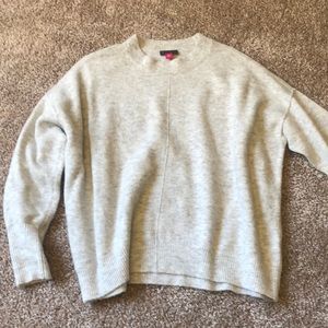 Vince Camuto grey sweater